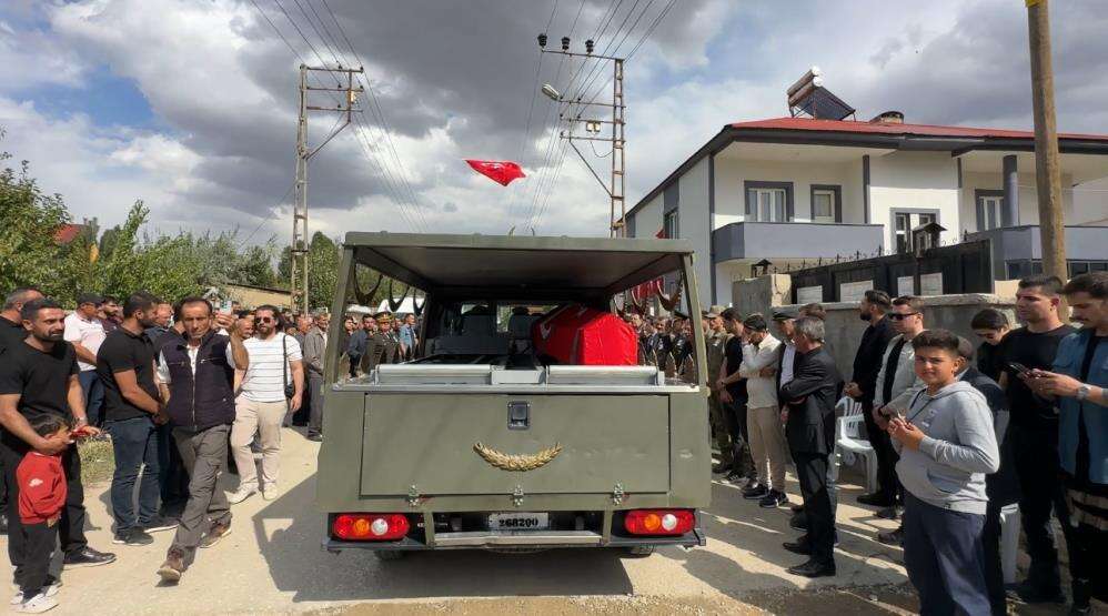 Devriye görevinde şehit olmuştu! Ziyar Koparan’a memleketinde son görev 3